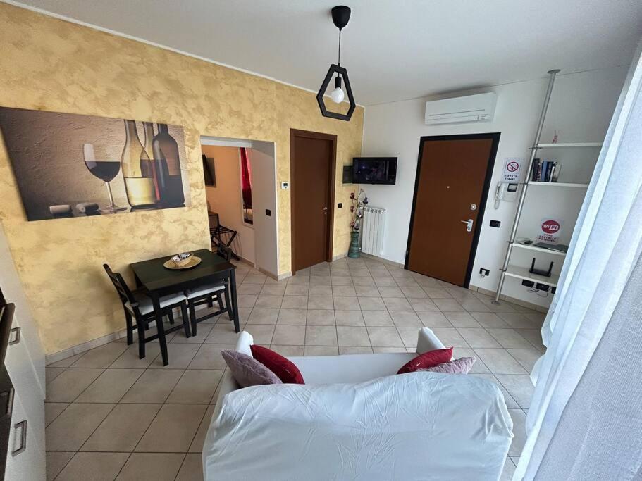 Apt Genny - Somma Lombardo Apartment Exterior photo