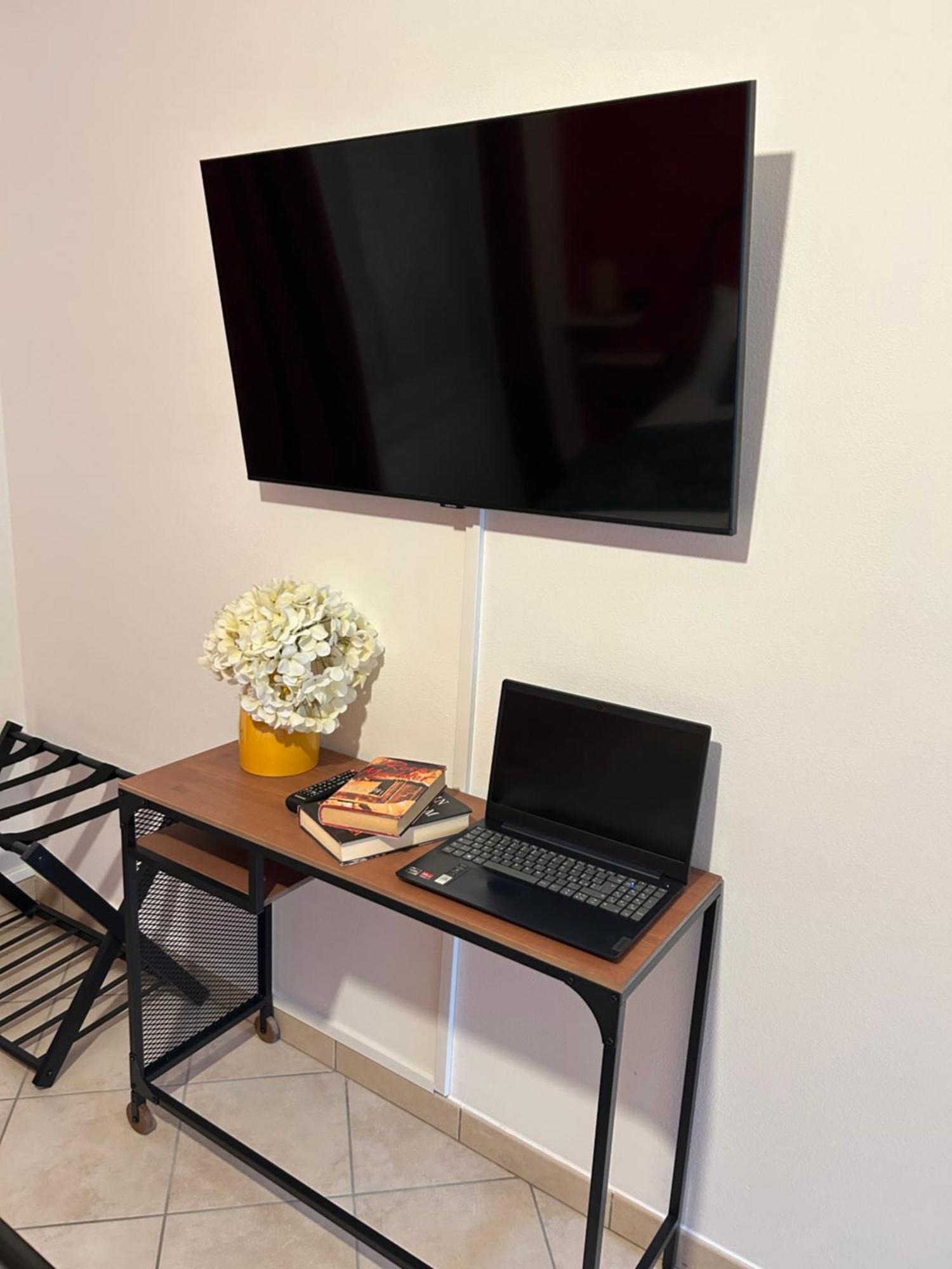 Apt Genny - Somma Lombardo Apartment Exterior photo